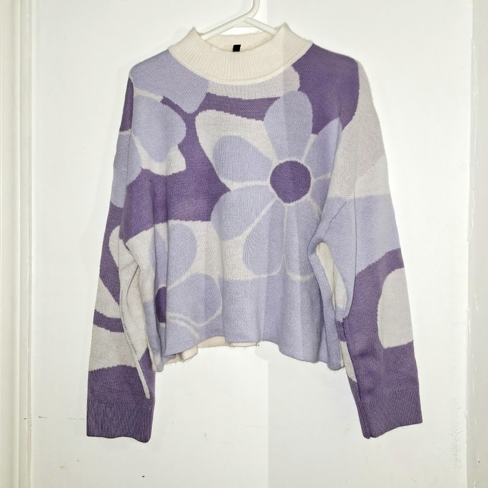 Purple and White Flower-Print Cropped Mockneck Sweater - XL